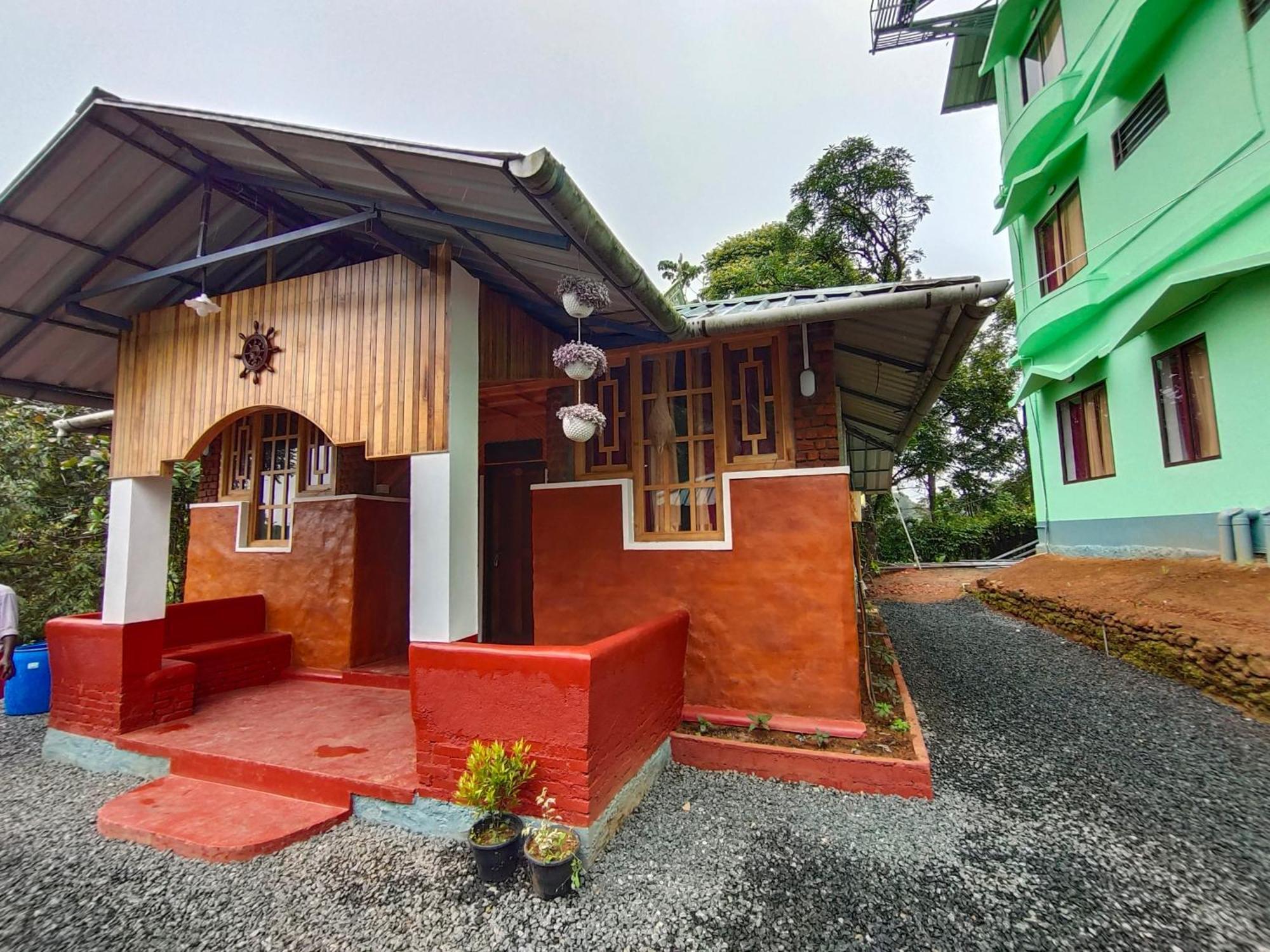 Exotica Holidays Hotel Viripara Exterior photo